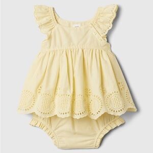 Baby GAP Eyelet Yellow Dress with Buttons with matching bloomers